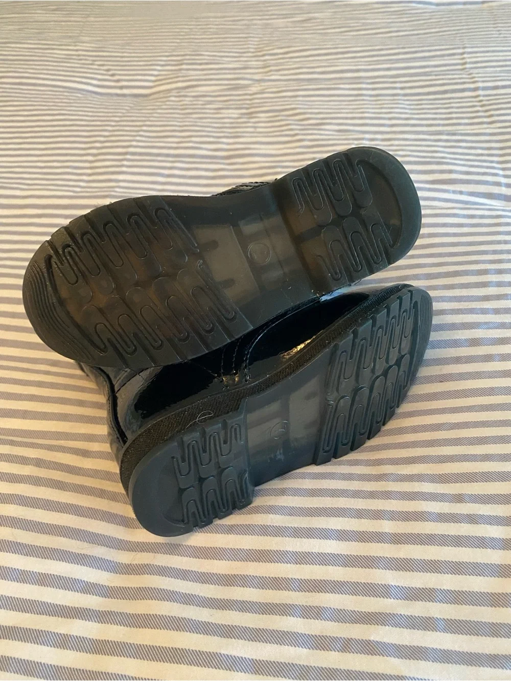 NWOT Little Girls MIA Black Patent Lace-Up Boots 7